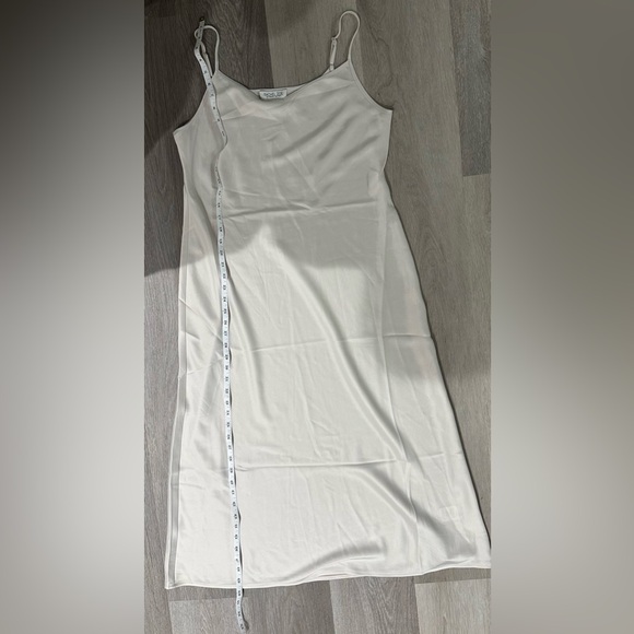 NEW RACHEL ZOE Size M Cream Satin Maxi Dress with Knit Criss Cross Sweater - Picture 13 of 13